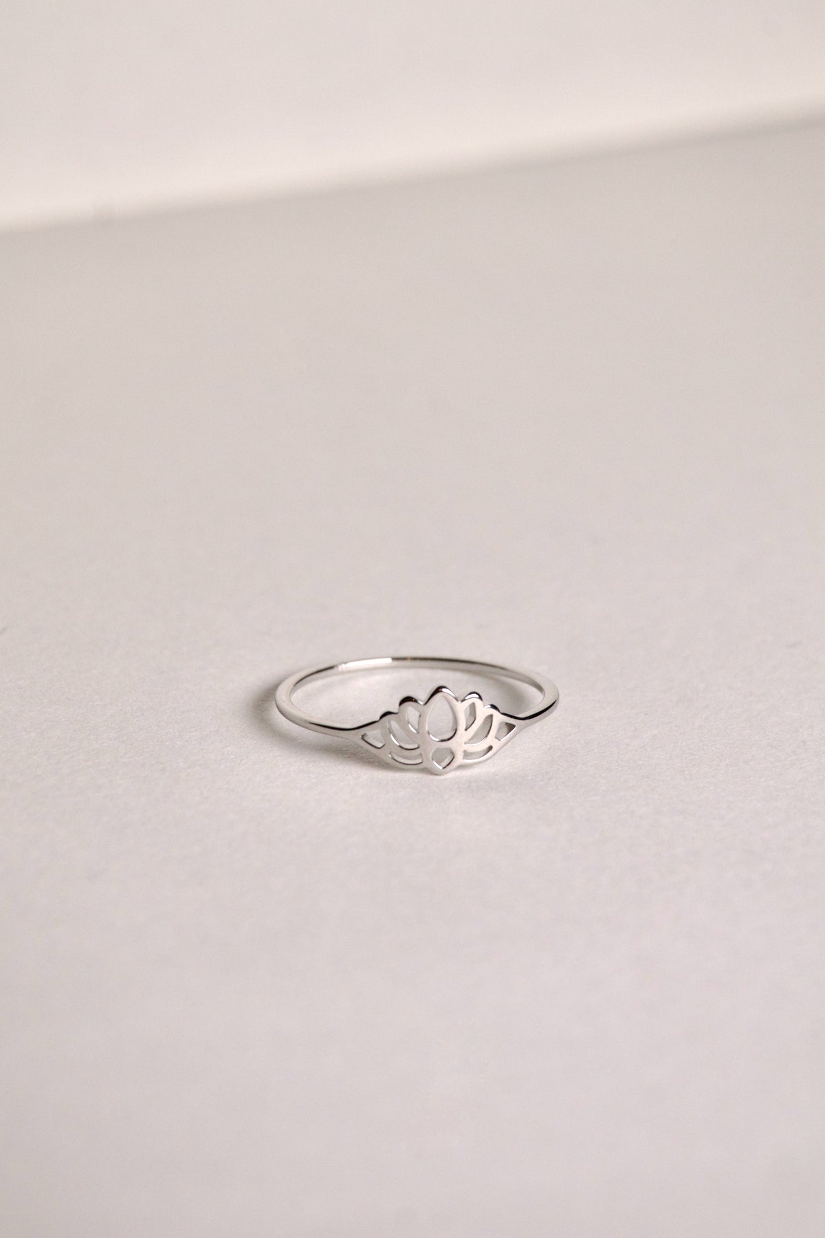 Bague Lotus Élégance