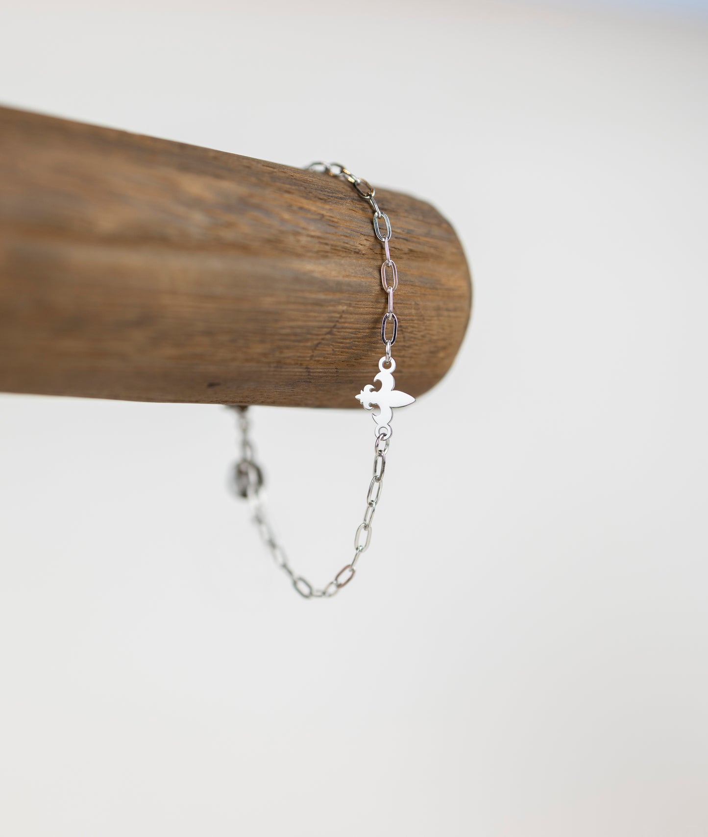 Fleur-de-Lys Bracelet - Link Chain