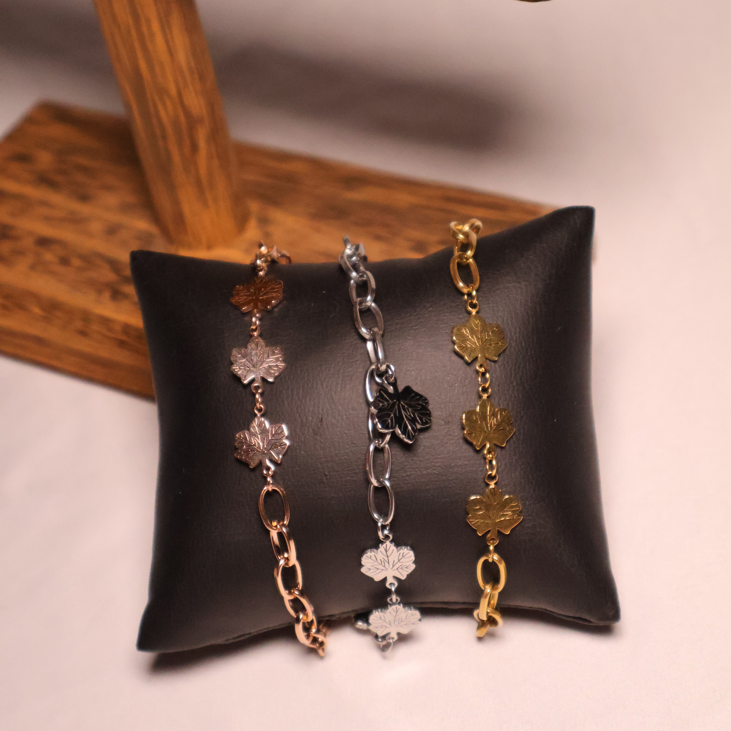 Delicate Leaf Bracelet – Fine Link Chain