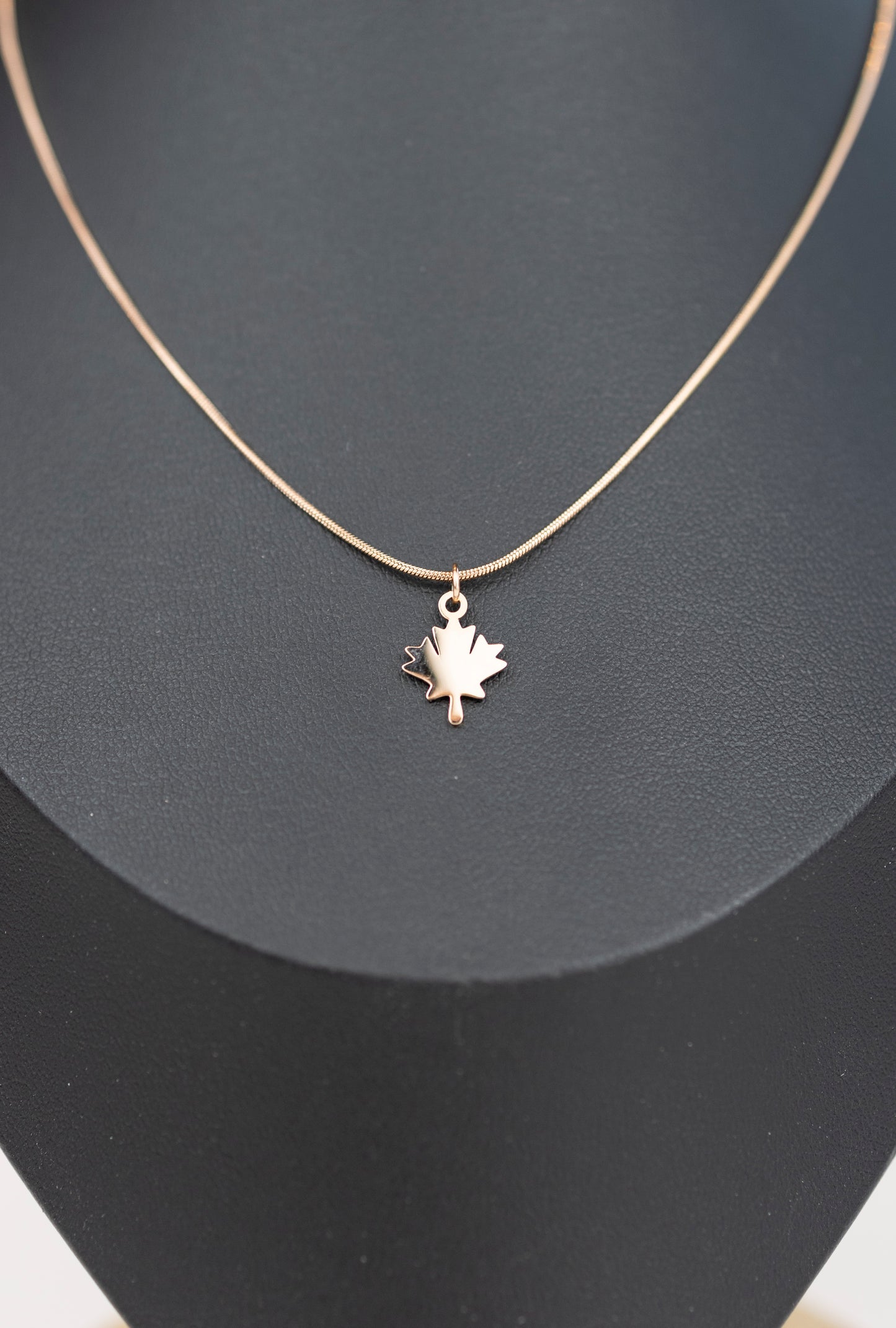 Maple Leaf Chain