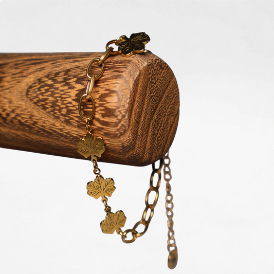 Delicate Leaf Bracelet – Fine Link Chain